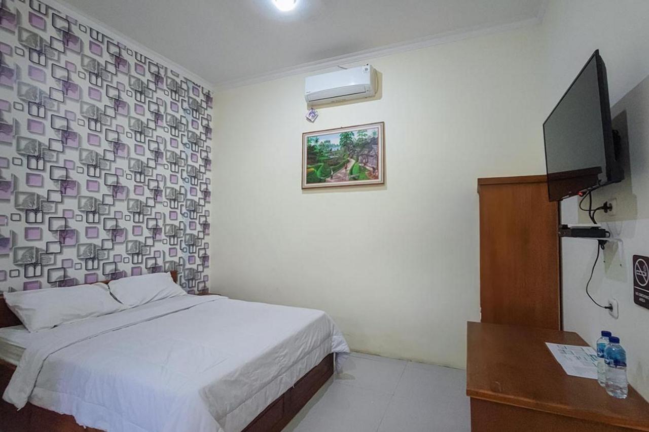 Reddoorz At Tanakatto Homestay Уайкабубак Екстериор снимка